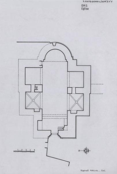 Plan d'église avec nef, abside, sacristies et entrée.