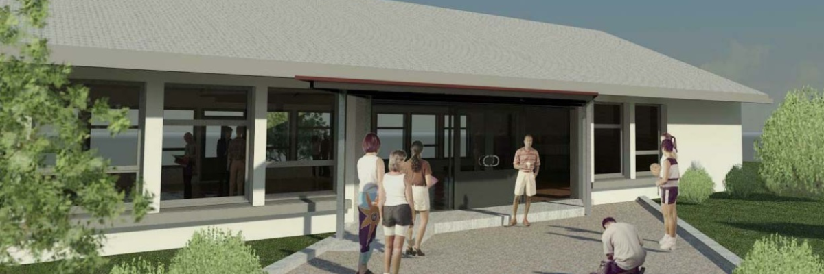 Bâtiment avec entrées, fenêtres, personnes, allée et végétation.