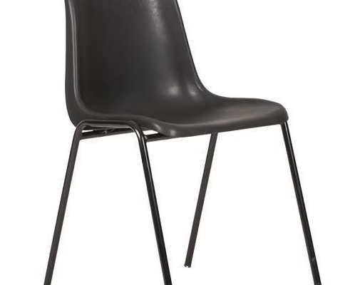 Chaise noire à quatre pieds métalliques.