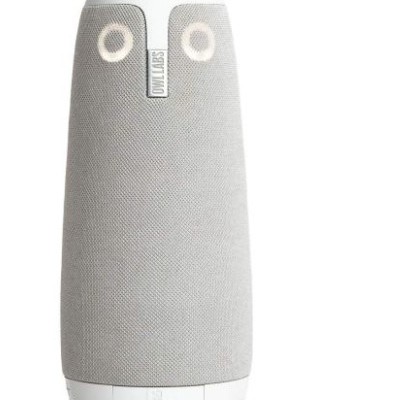 Enceinte connectée avec câble.